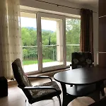 Apartment Riverside & Mountain View