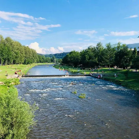 Riverside & Mountain View *