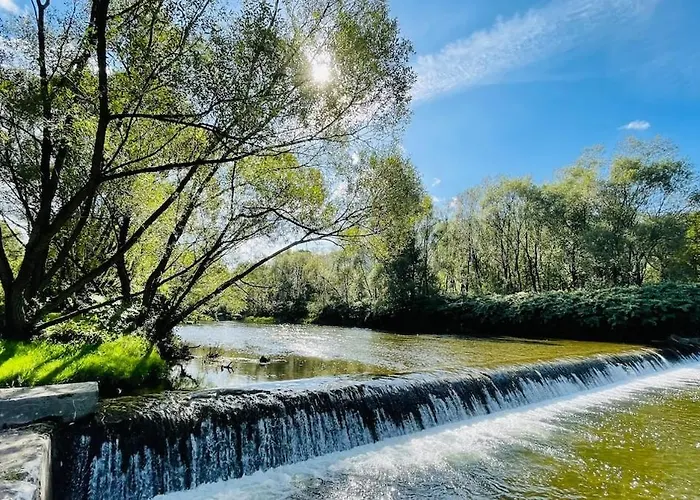 Riverside & Mountain View