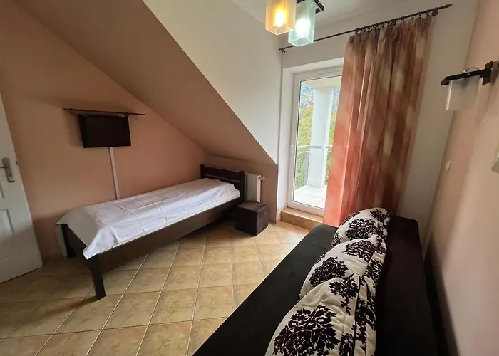 Riverside & Mountain View *