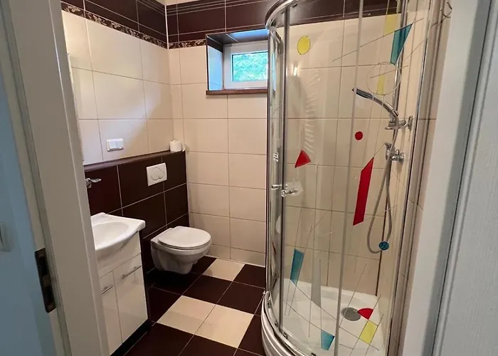 דירה Riverside & Mountain View