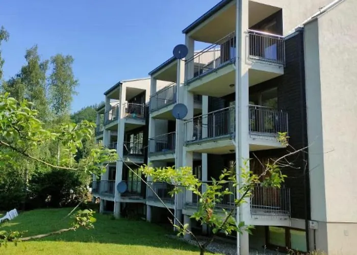 Riverside & Mountain View אוסטראון