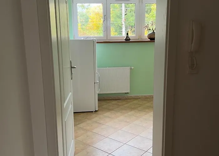 Riverside & Mountain View דירה